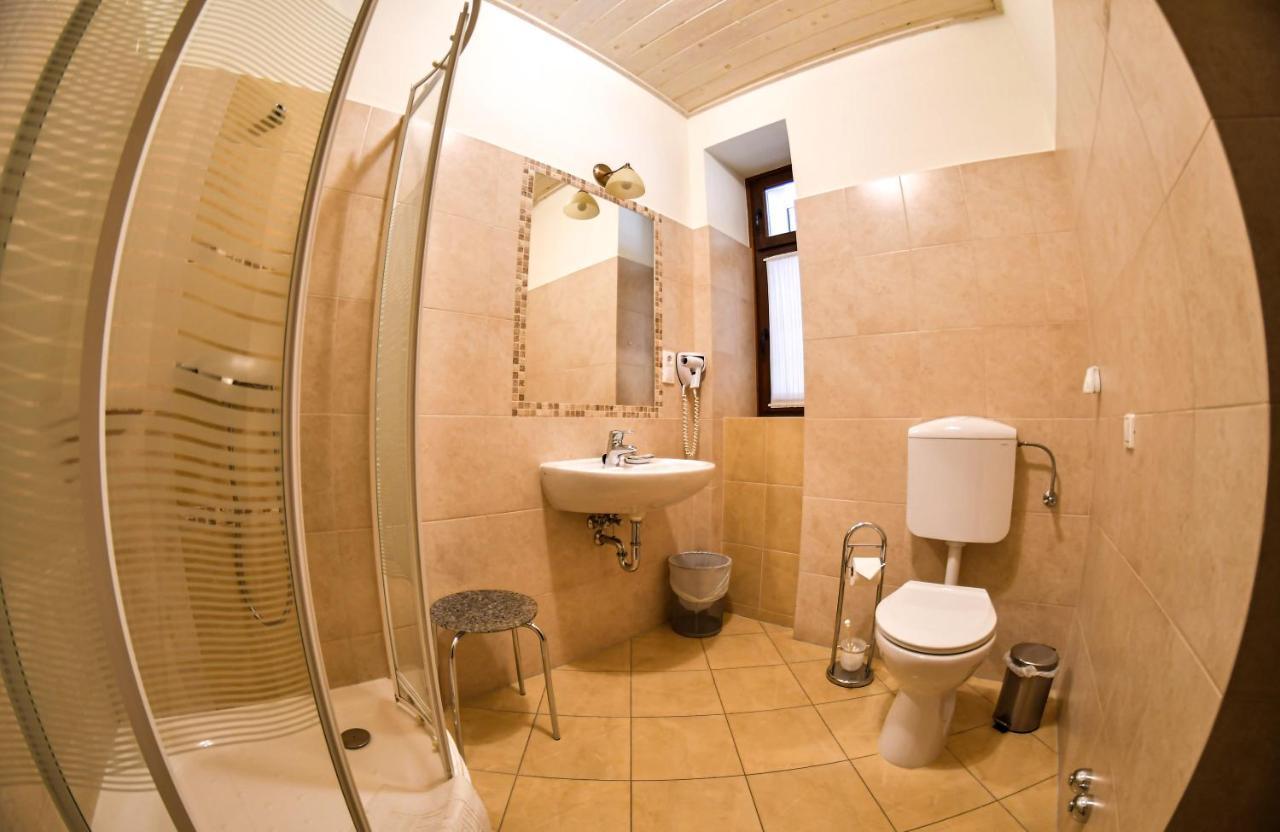 Szin-Es Vendeghaz Bed and Breakfast Szentes Εξωτερικό φωτογραφία